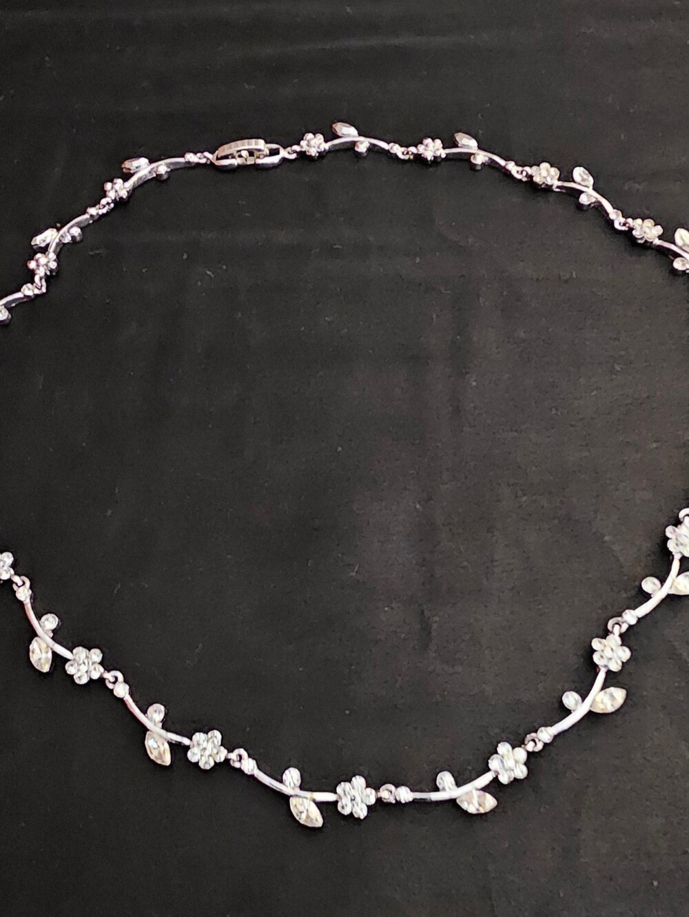 Delicate Silver-Tone Floral Link Necklace - Women Accessories